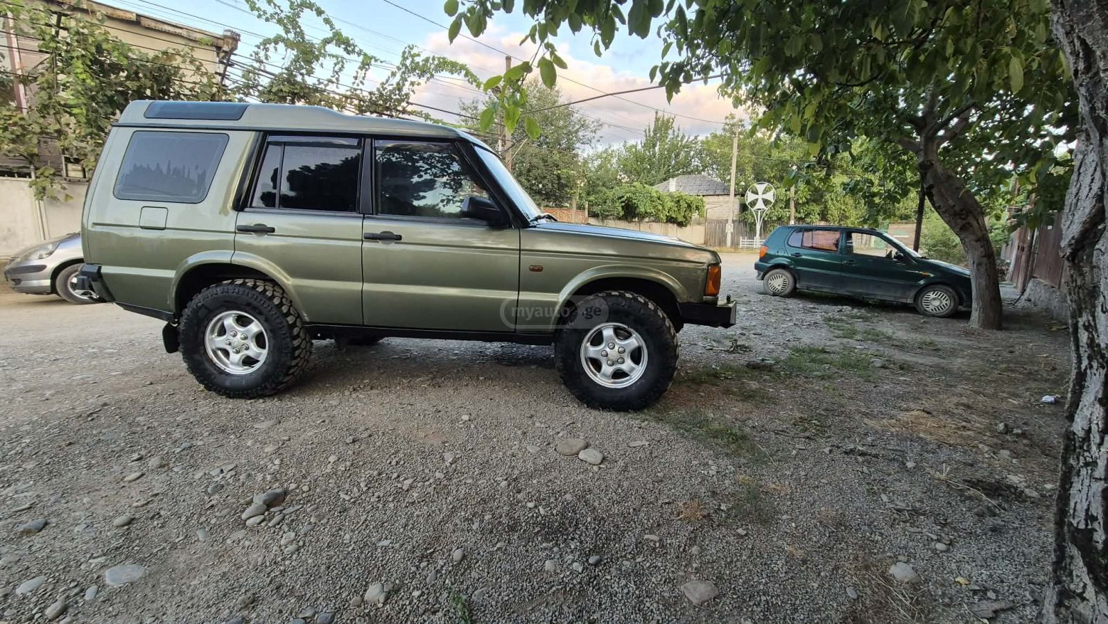 Land Rover Discovery 2002 — photo 2
