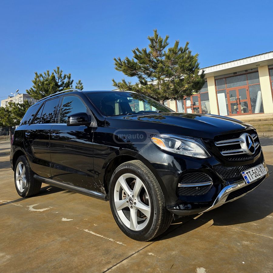 Mercedes-Benz GLE 350 2017 — photo 2