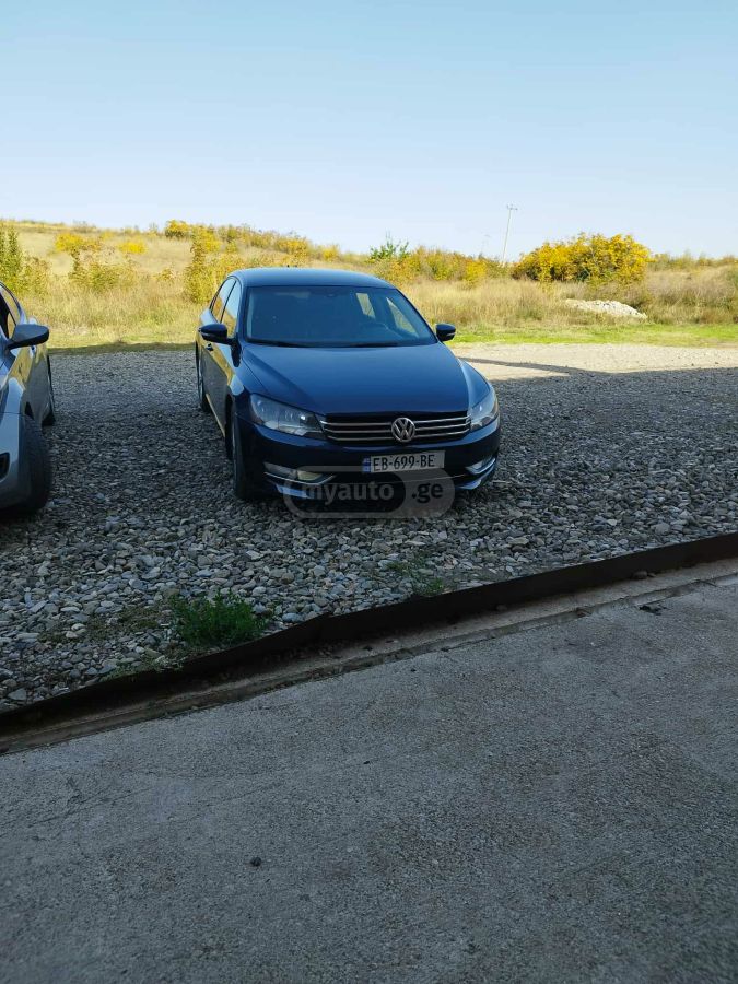 Volkswagen Passat 2014 — photo 2