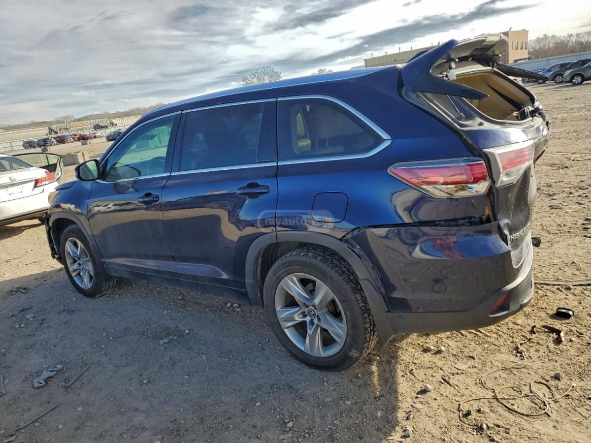 Toyota Highlander 2016 — photo 2
