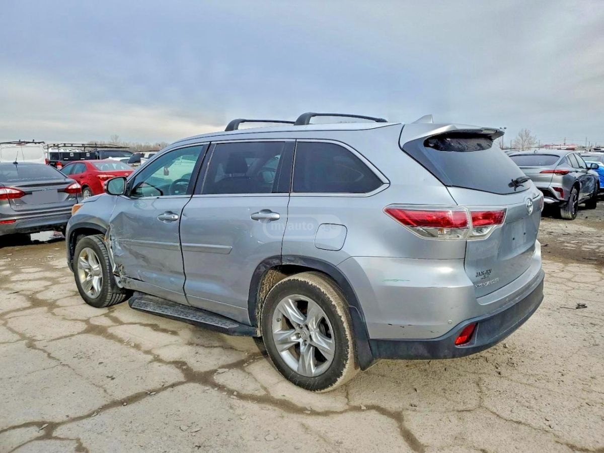 Toyota Highlander 2014 — photo 2