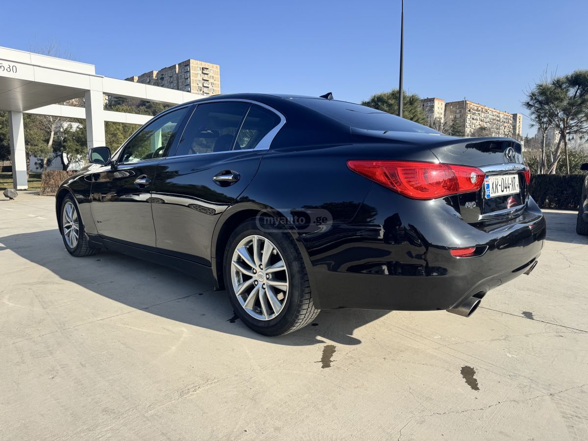 Infiniti Q 50 2016 — photo 2