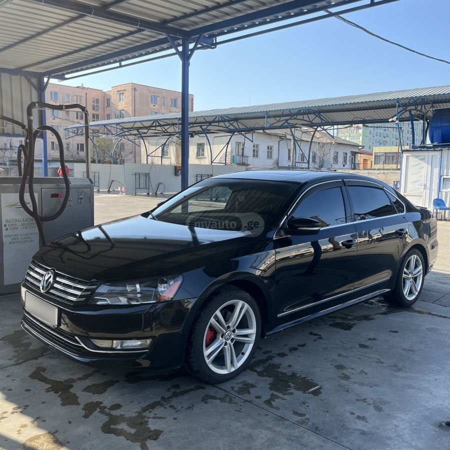 Volkswagen Passat 2014 — photo 2
