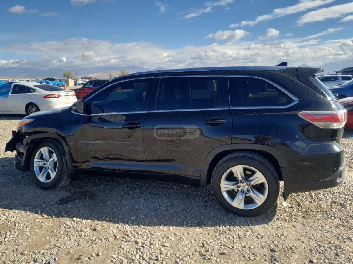 Toyota Highlander 2015 — photo 2