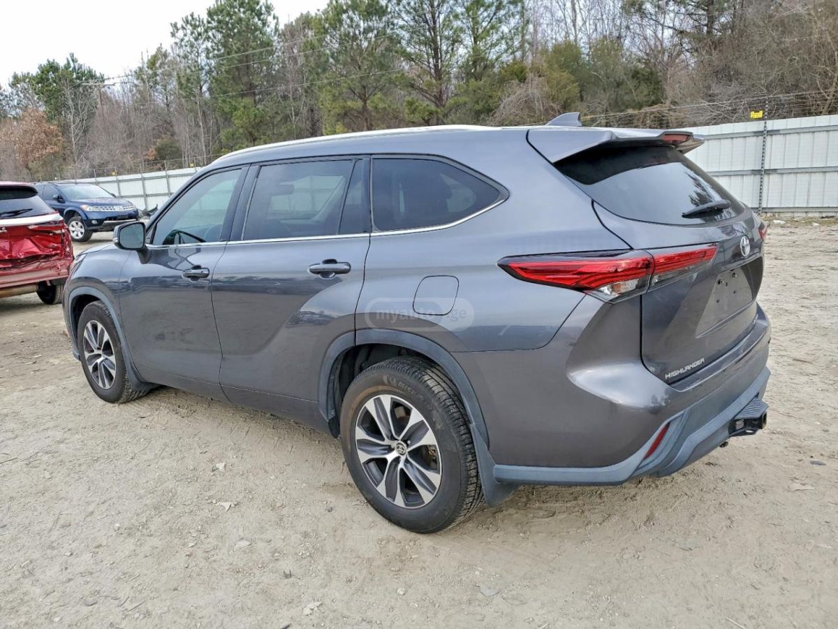 Toyota Highlander 2020 — photo 2