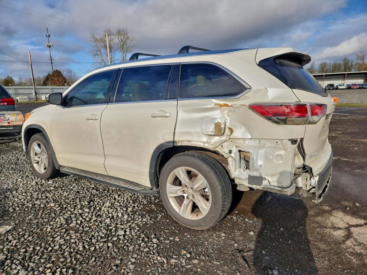Toyota Highlander 2015 — photo 2