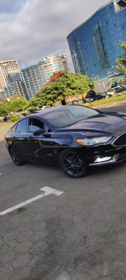 Ford Fusion 2018 — photo 2