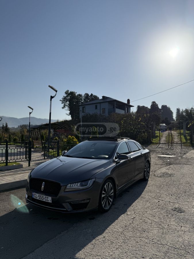 Lincoln MKZ 2016 — photo 2