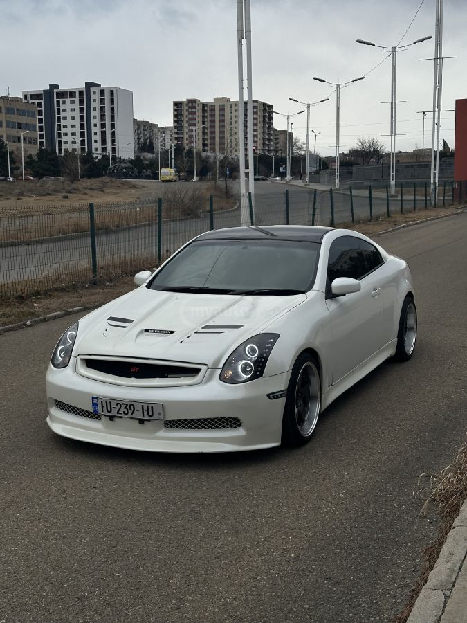 Nissan Skyline