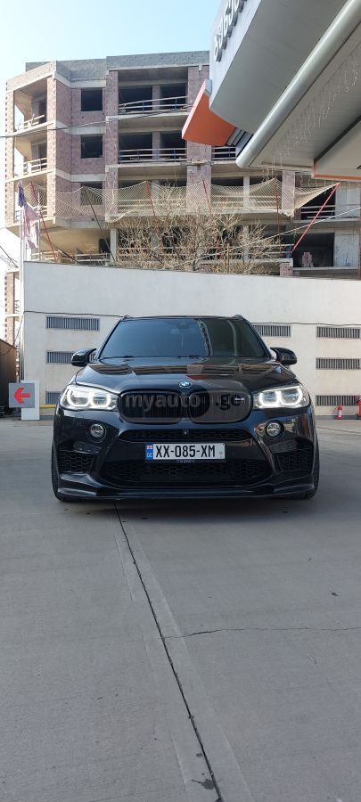 BMW X5 2015 — photo 2