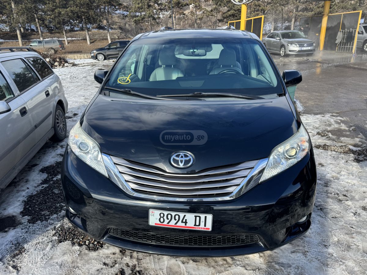 Toyota Sienna