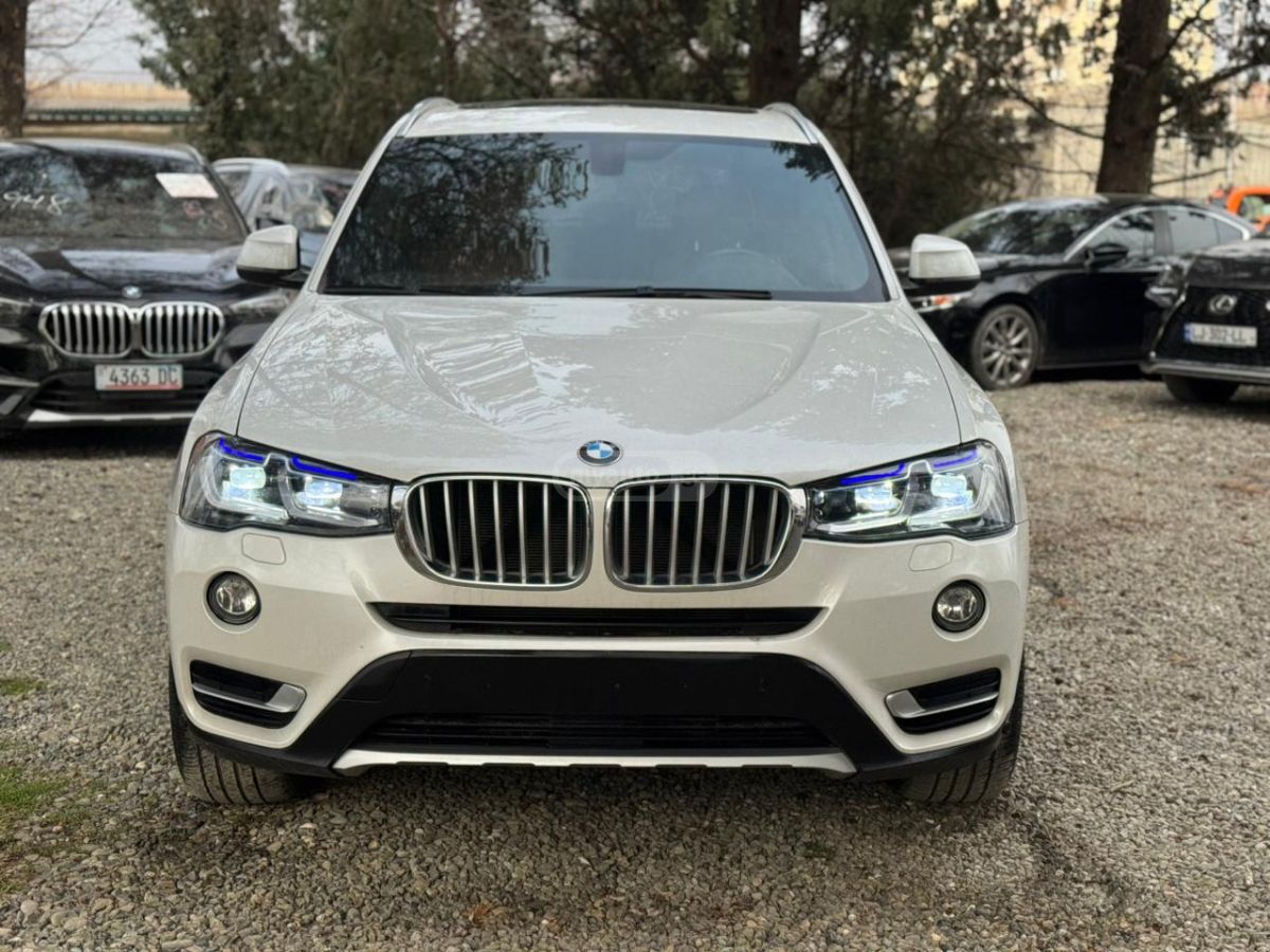 BMW X3 2016 — photo 2