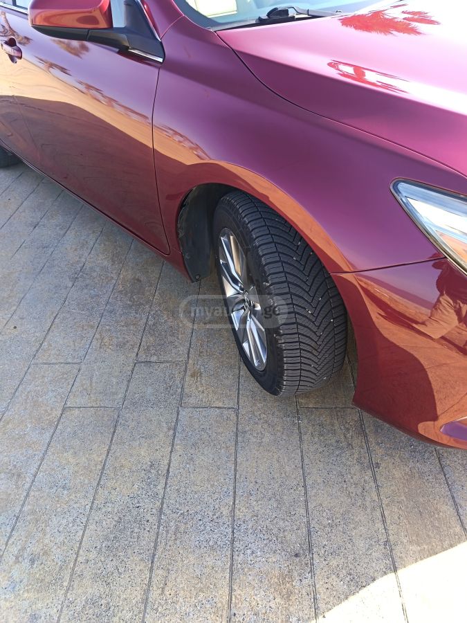 Toyota Camry 2016 — photo 2