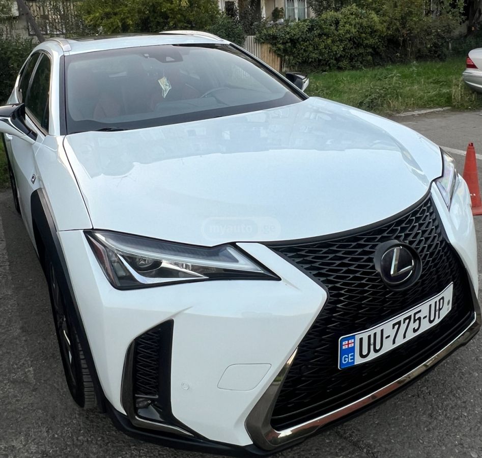Lexus UX 250 h