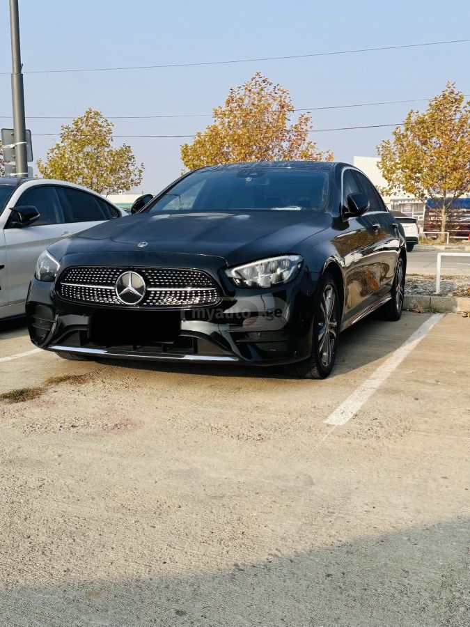 Mercedes-Benz E 350 2021 — photo 2