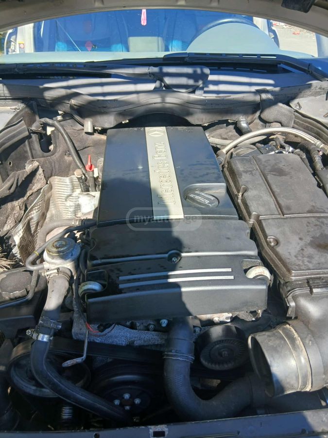 Mercedes-Benz C 200 2006 — photo 2