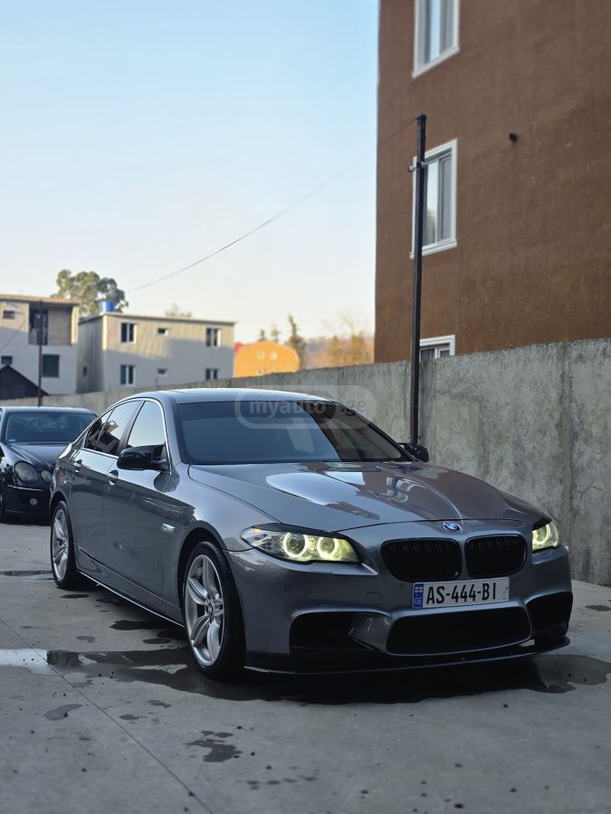 BMW 528 2013 — photo 2