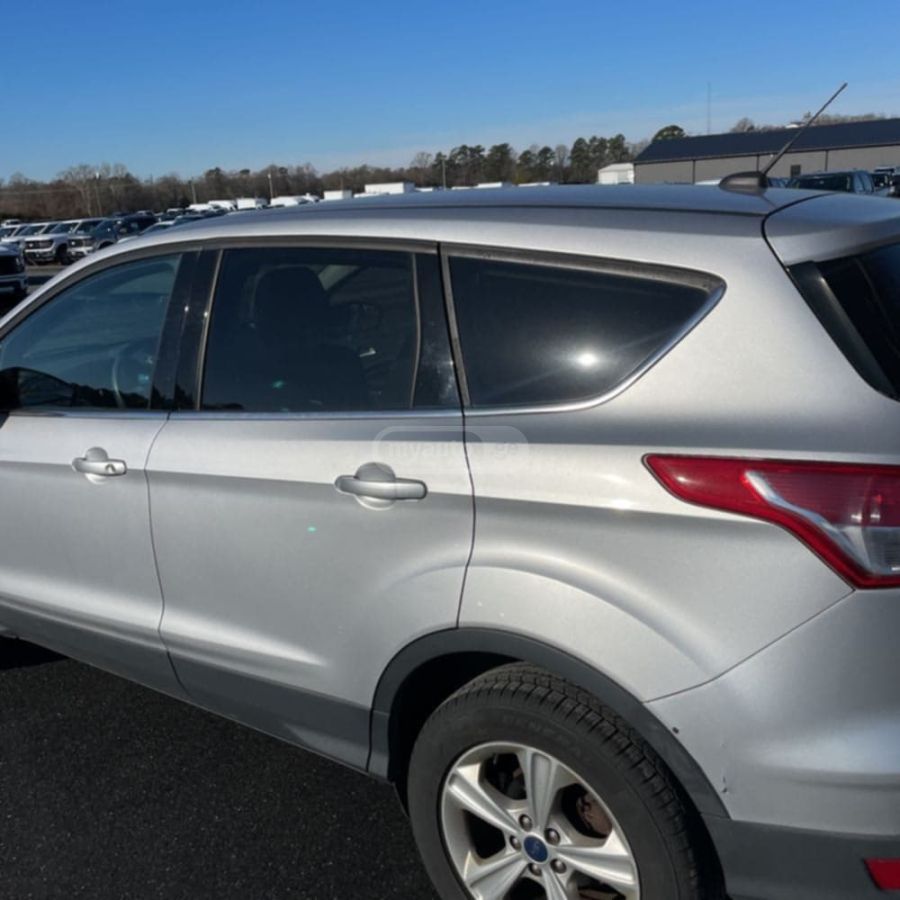 Ford Escape 2016 — photo 2