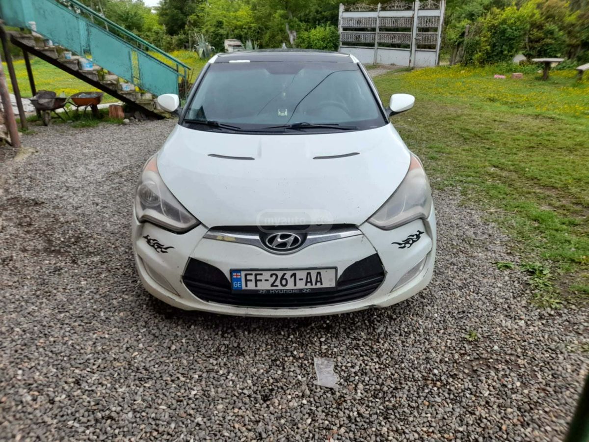 Hyundai Veloster