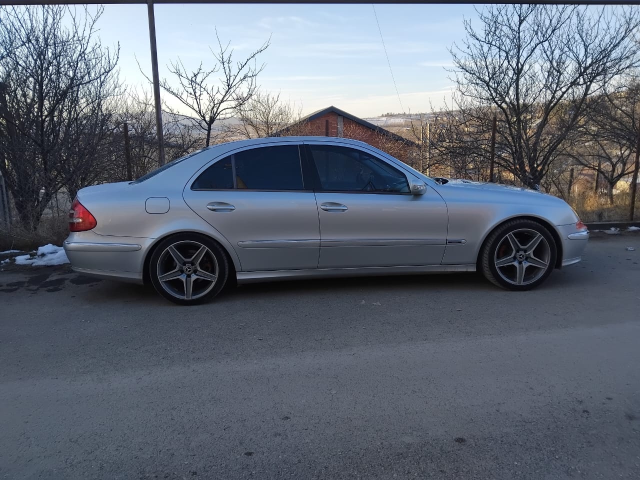 Mercedes-Benz E 320 2003 — photo 2