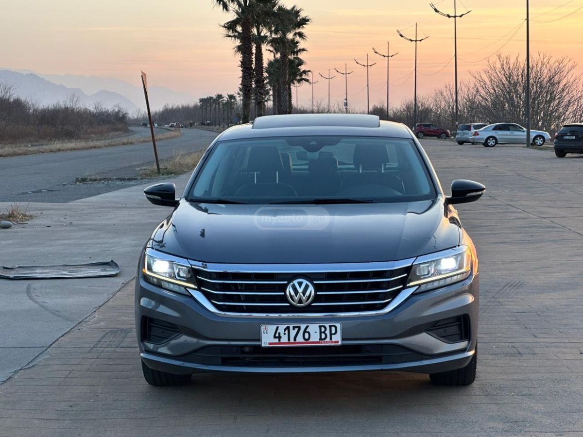 Volkswagen Passat 2022 — photo 2