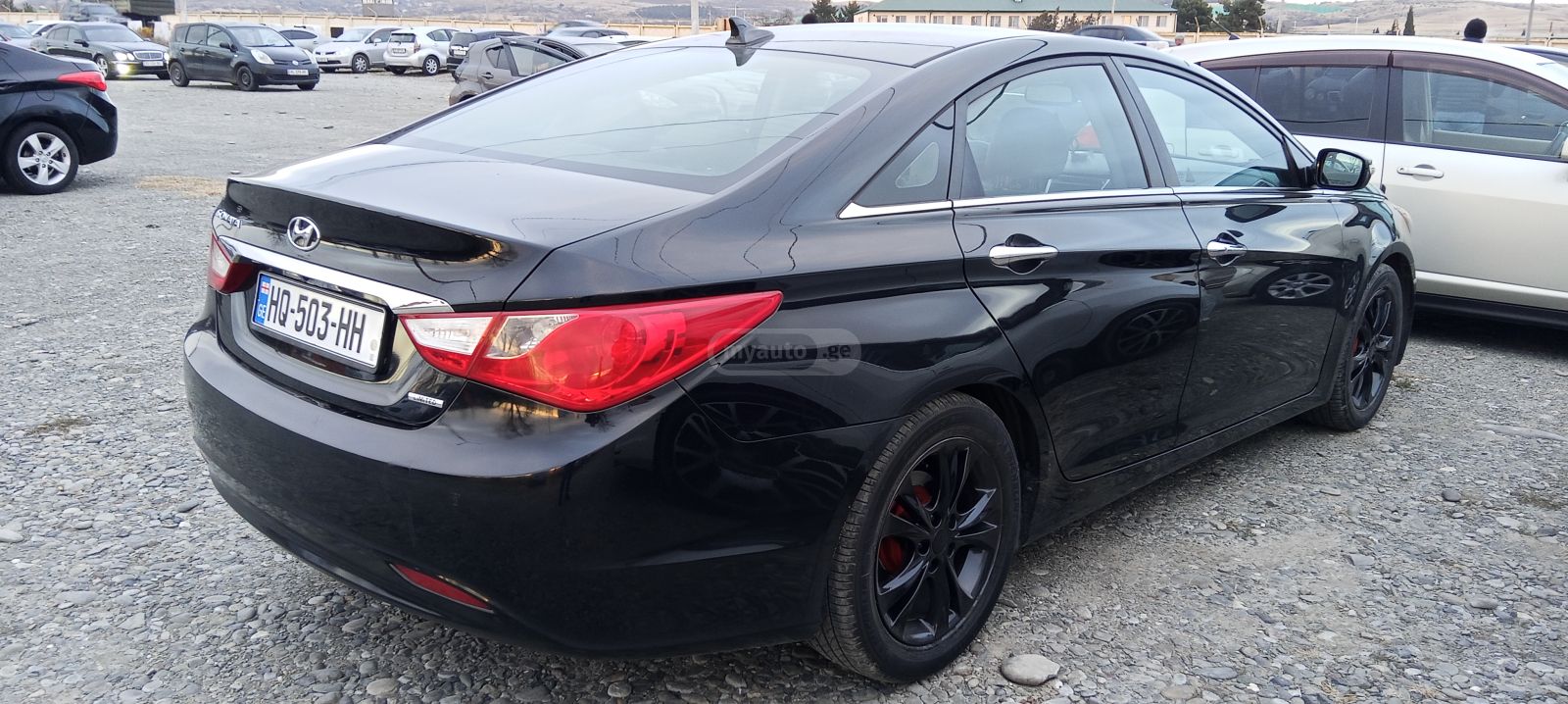 Hyundai Sonata 2011 — photo 2