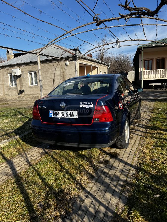 Volkswagen Jetta 2000 — photo 2