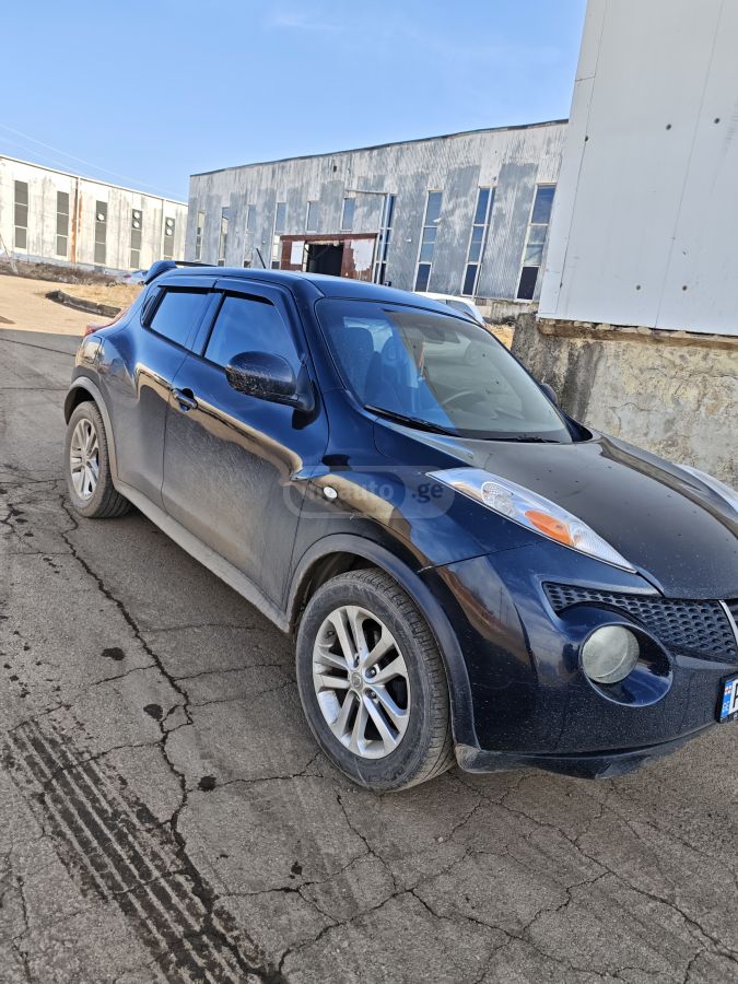 Nissan Juke 2013 — photo 2