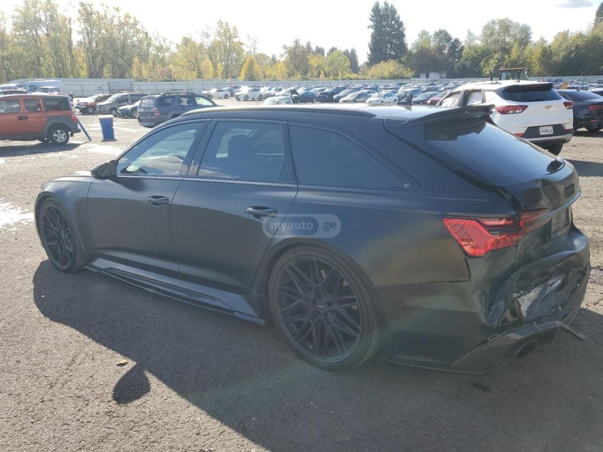 Audi RS6 2021 — photo 2