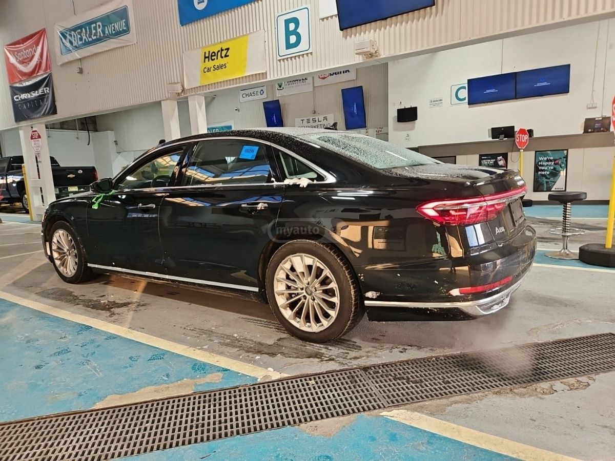 Audi A8 2020 — photo 2