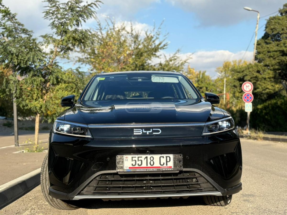 BYD Sealion 05 2025 — photo 2