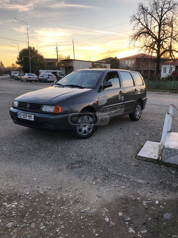 Volkswagen Polo 1998 — photo 2