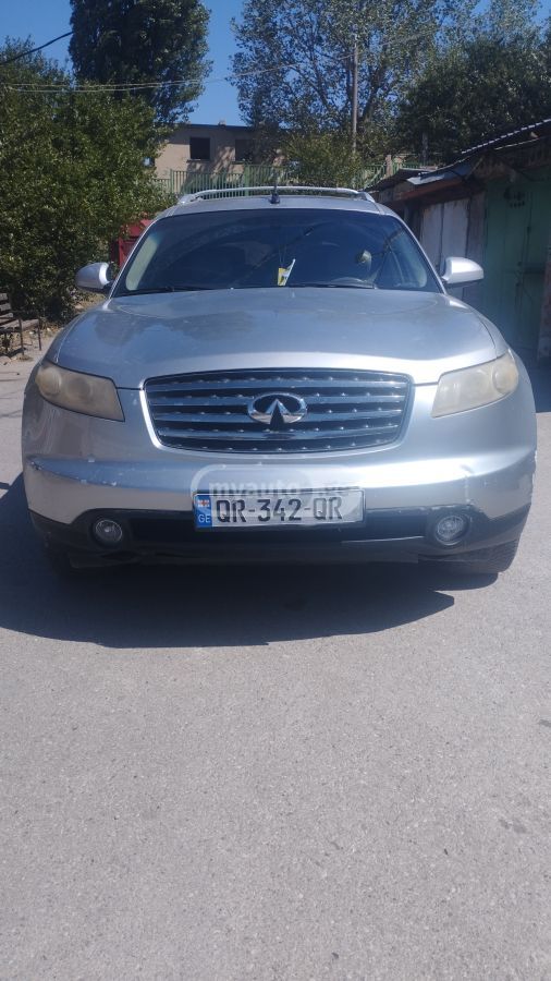 Infiniti FX35 2005 — photo 2