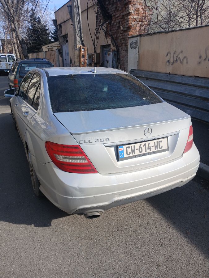 Mercedes-Benz C 250 2012 — photo 2