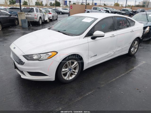 Ford Fusion 2018 — photo 2
