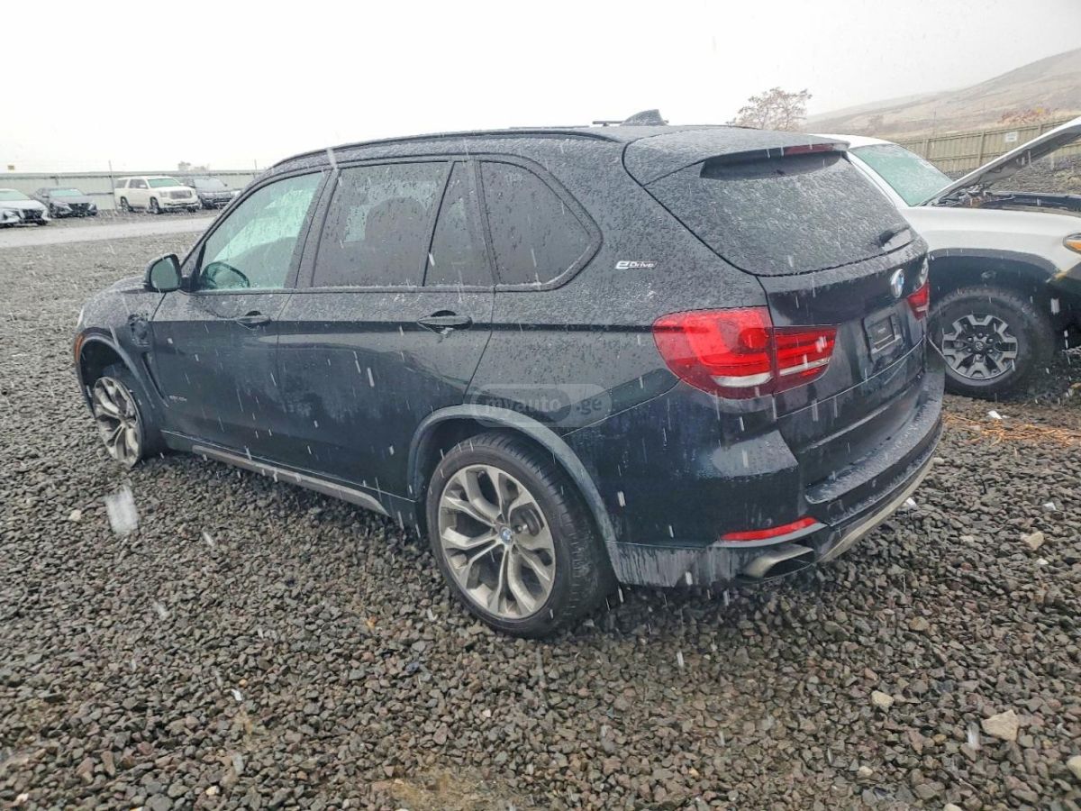 BMW X5 2018 — photo 2