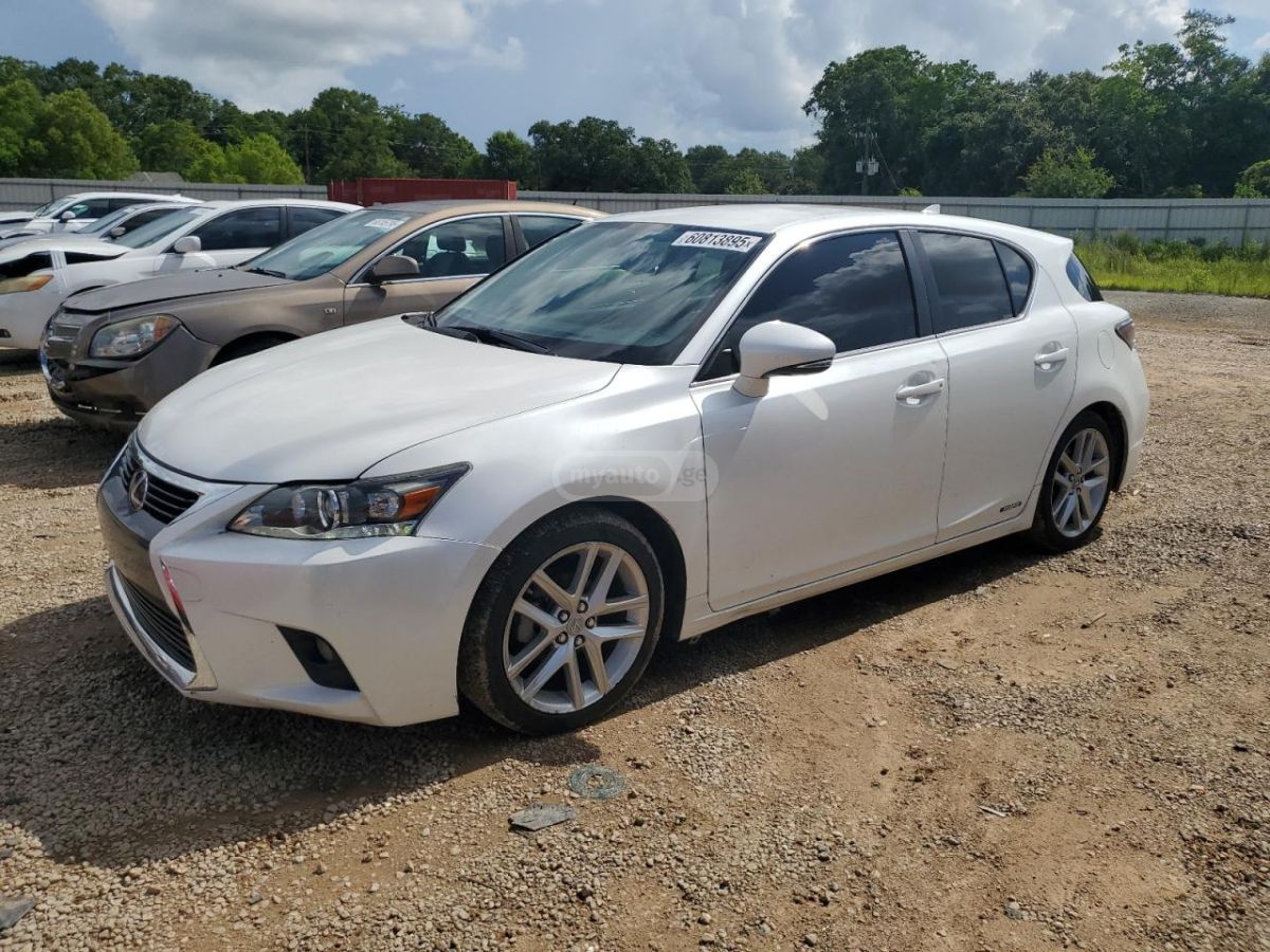 Lexus CT 200 h