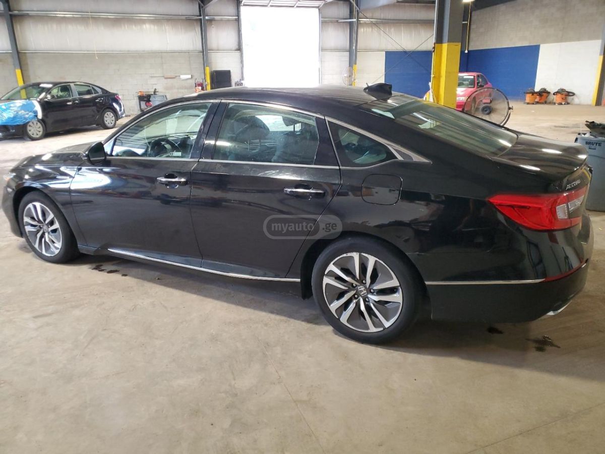 Honda Accord 2019 — photo 2