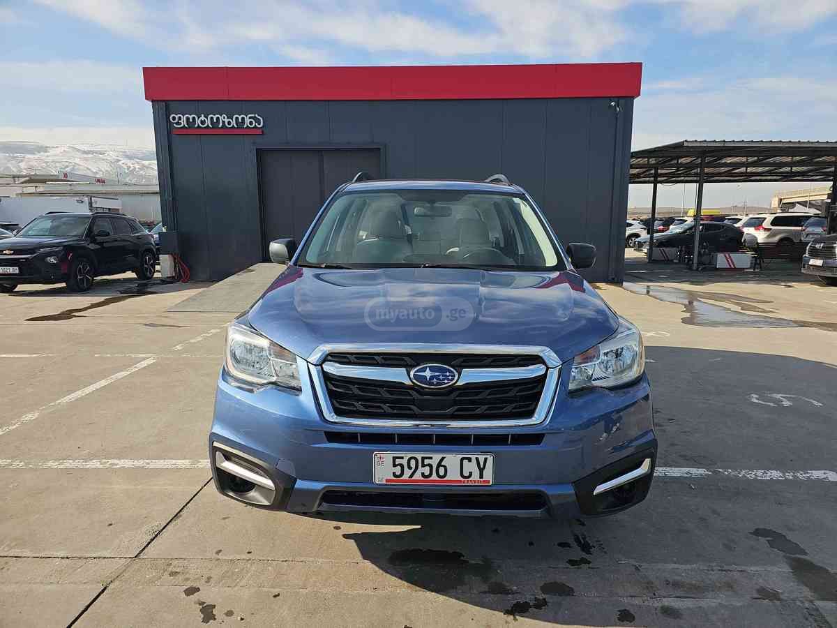 Subaru Forester 2018 — photo 2
