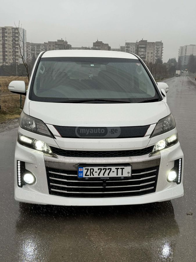 Toyota Vellfire 2014 — photo 2