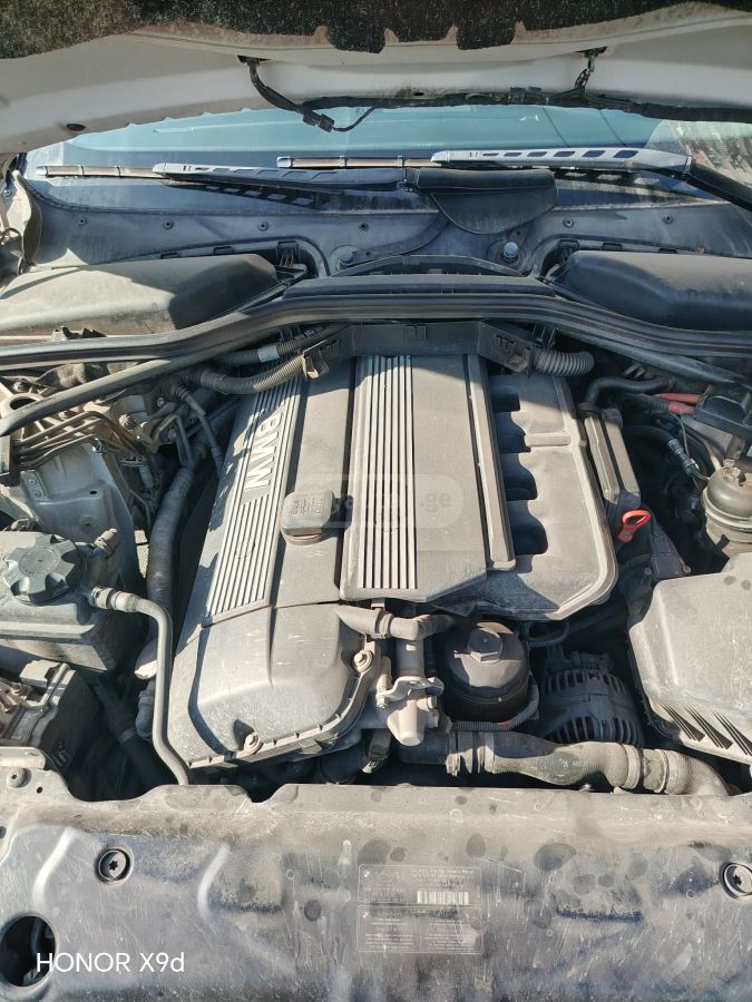 BMW 530 2004 — photo 2