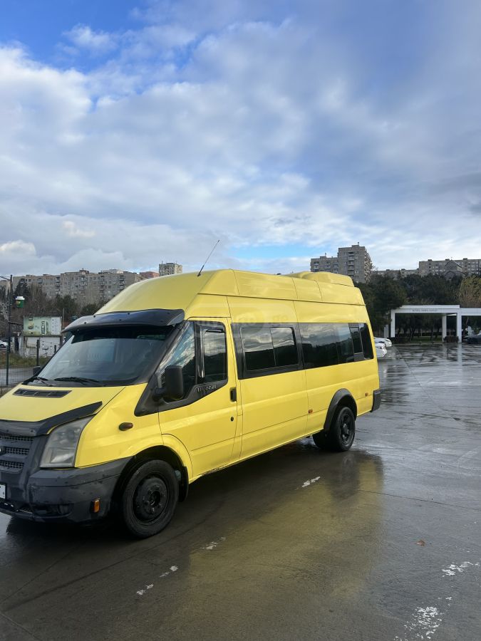 Ford Transit 2012 — photo 2
