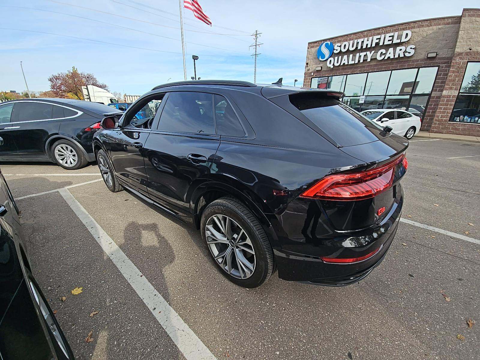 Audi Q8 2021 — photo 2