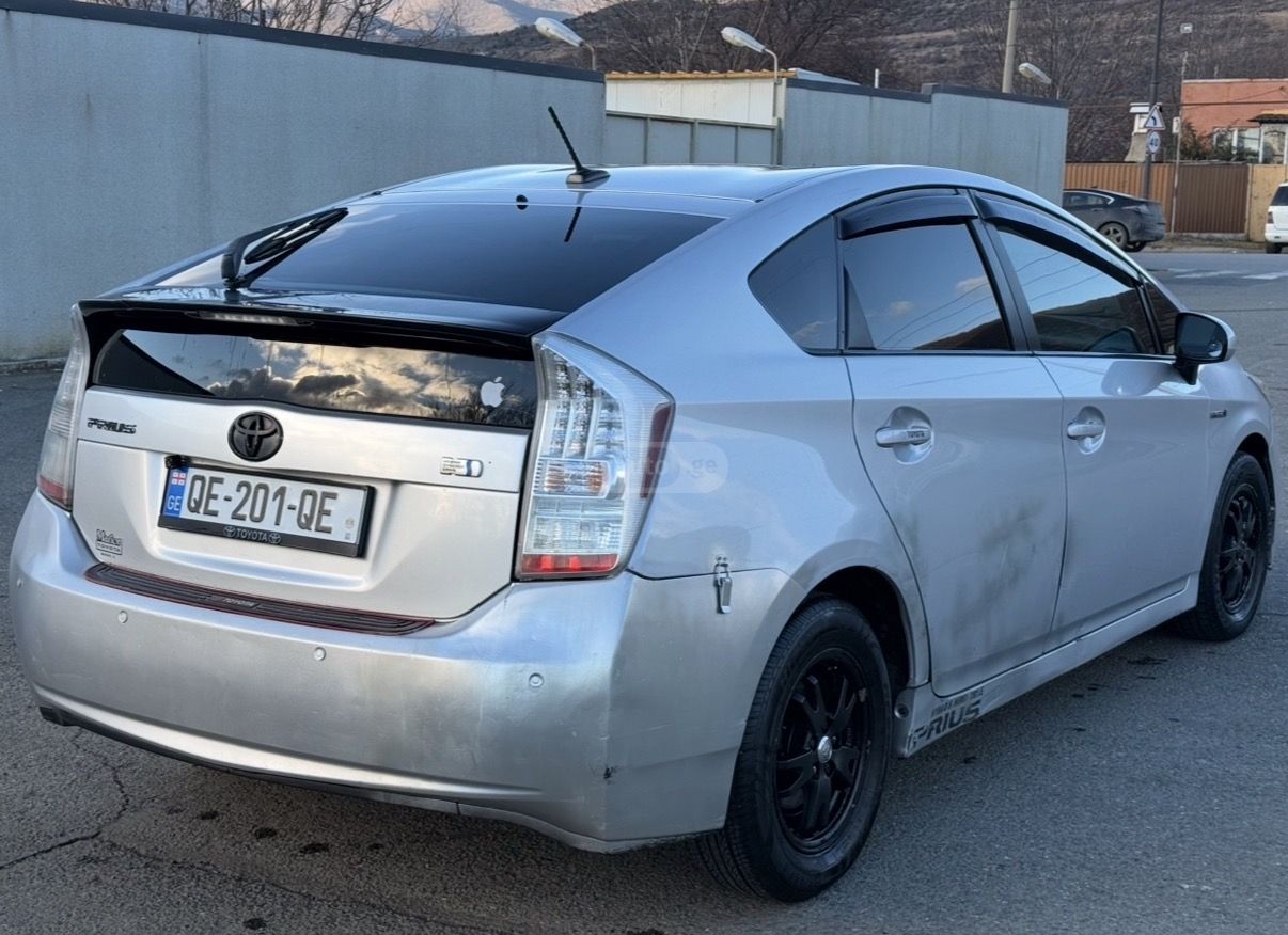 Toyota Prius 2009 — photo 2