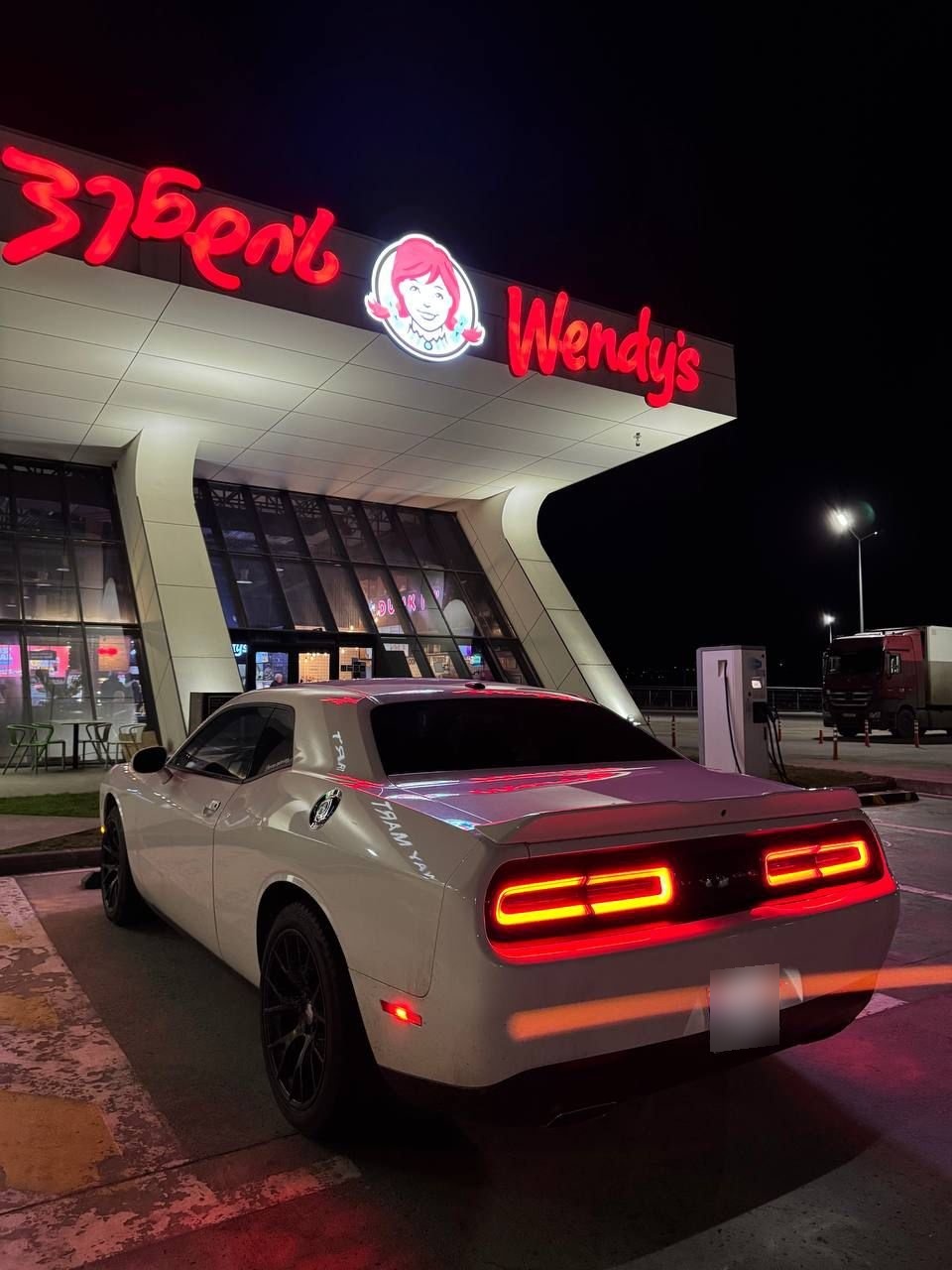 Dodge Challenger 2018 — photo 2