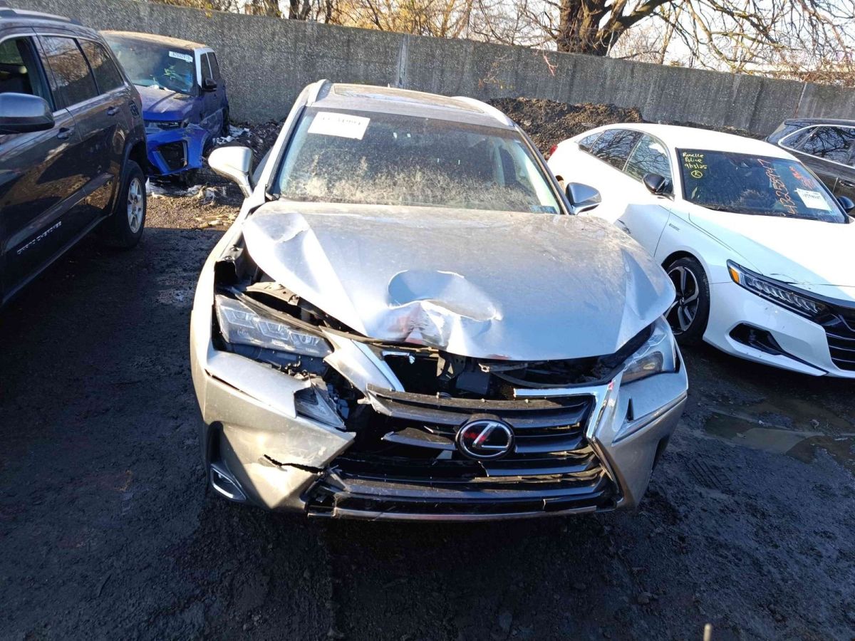 Lexus NX 200