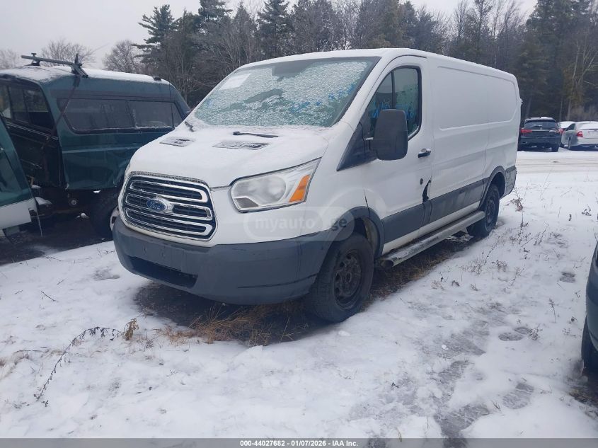 Ford Transit 2015 — photo 2