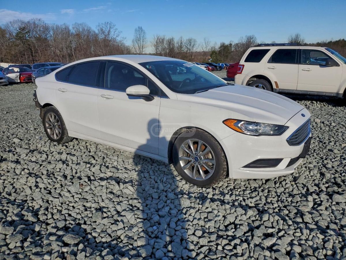 Ford Fusion 2017 — photo 2