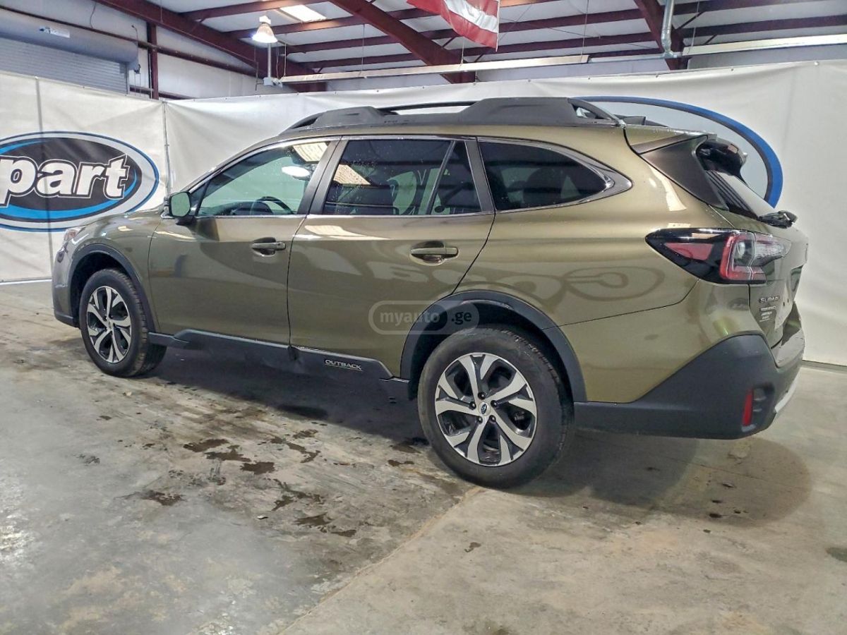 Subaru Outback 2022 — photo 2