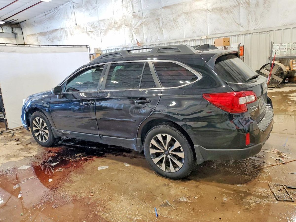 Subaru Outback 2016 — photo 2